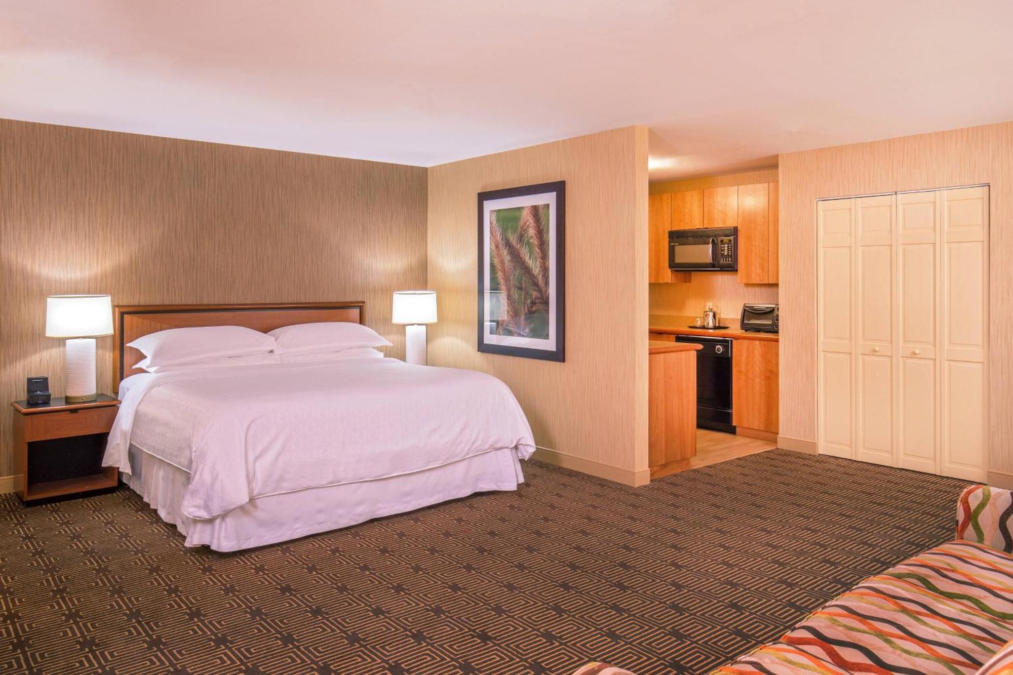 Sheraton Springfield Monarch Place Hotel Exterior foto