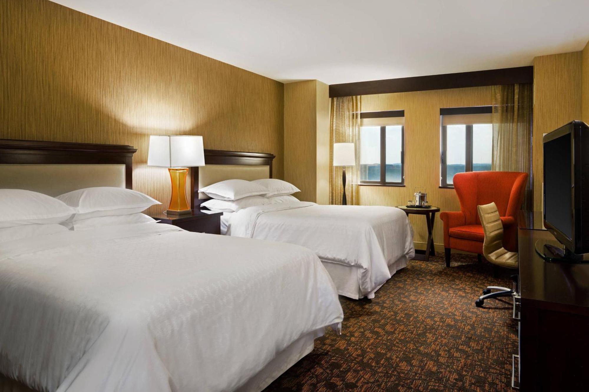 Sheraton Springfield Monarch Place Hotel Exterior foto